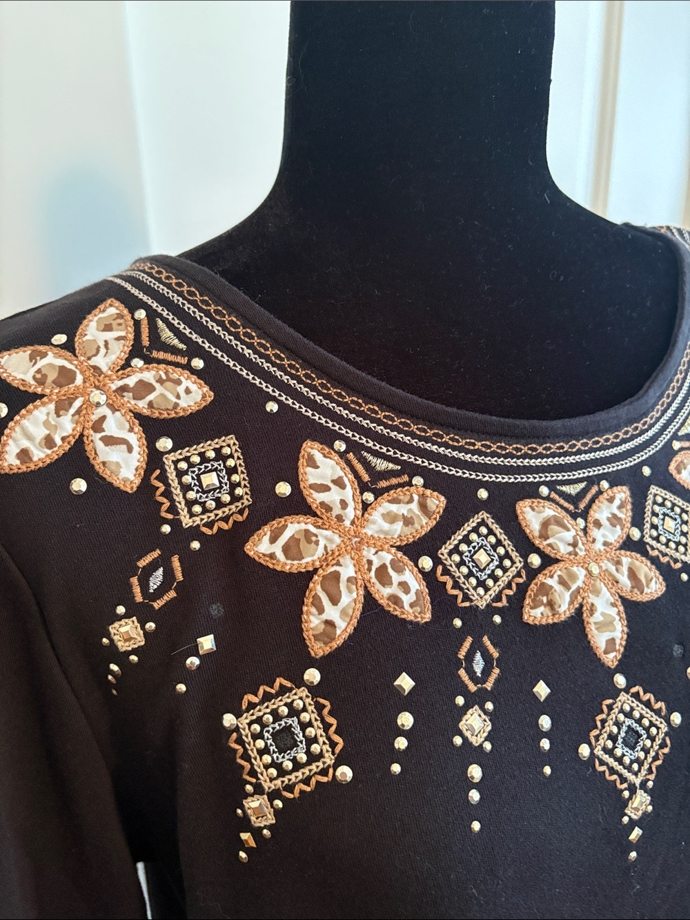 Embellished Black Women's Long Sleeve Top - Picture 3 of 6
